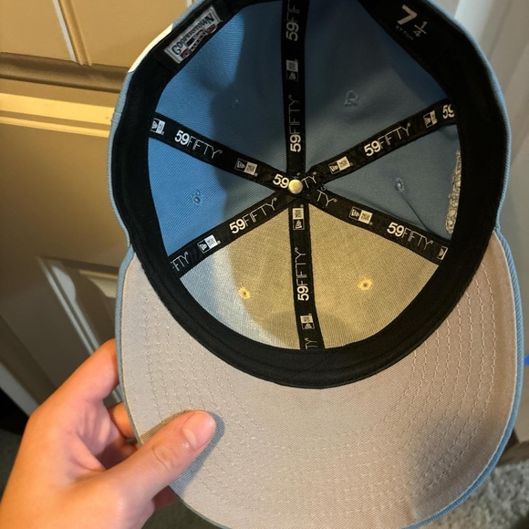 New ERA Custom Phillies Cooperstown Collection Fitted Hat Size 7 1/4 - Picture 5 of 5